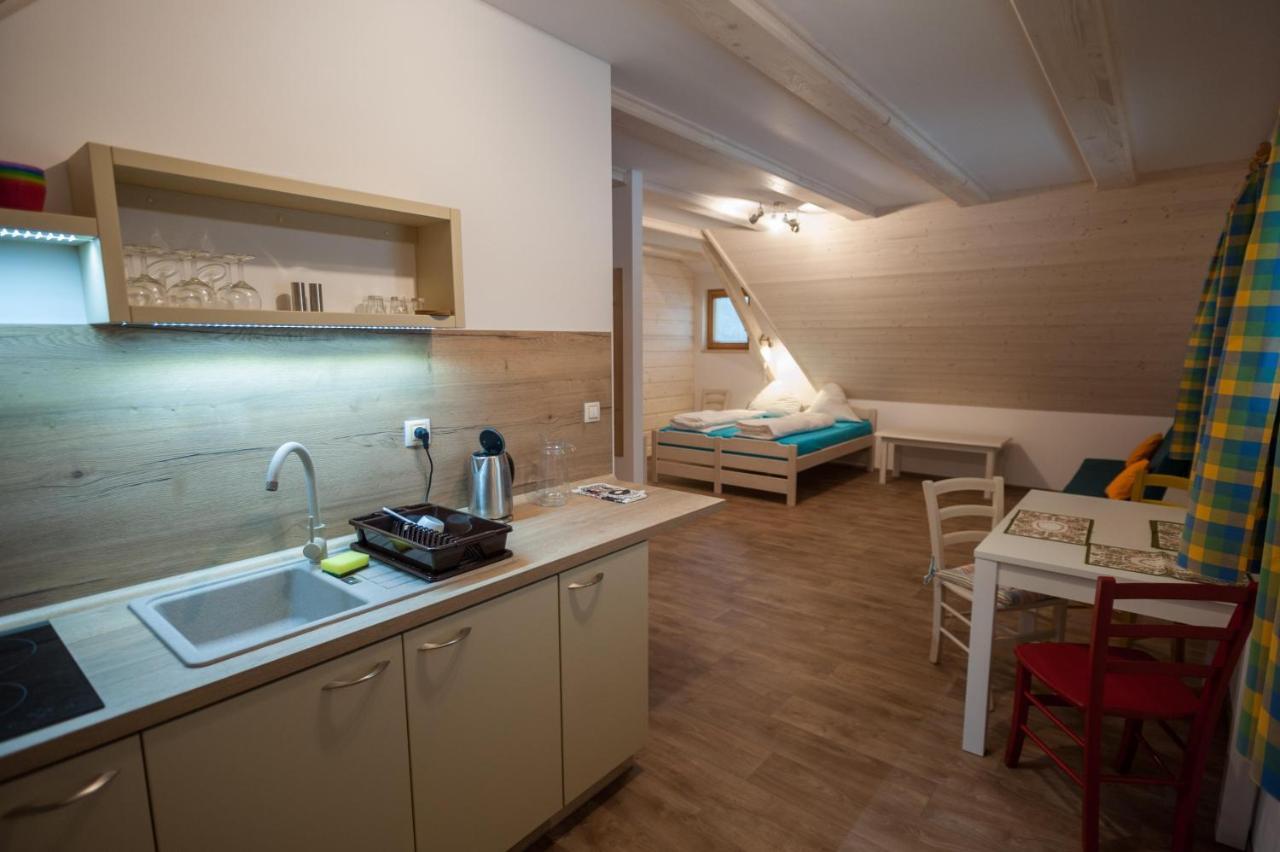 Roubenka Bílá Apartamento Exterior foto